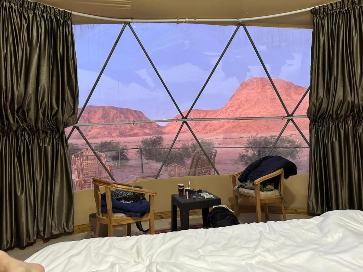 Adel Rum Camp Bubbles Wadi Rum Exterior foto