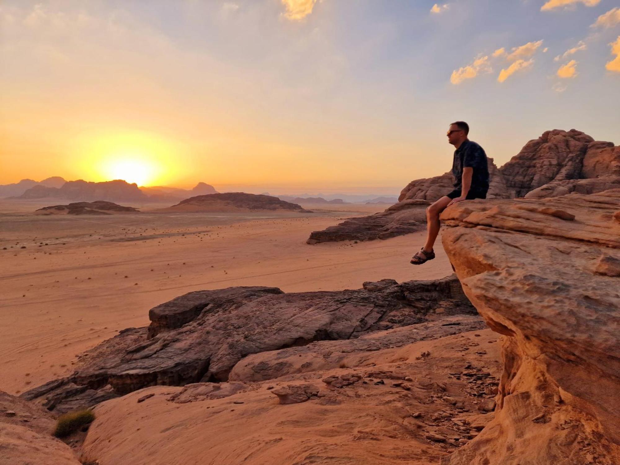 Adel Rum Camp Bubbles Wadi Rum Exterior foto