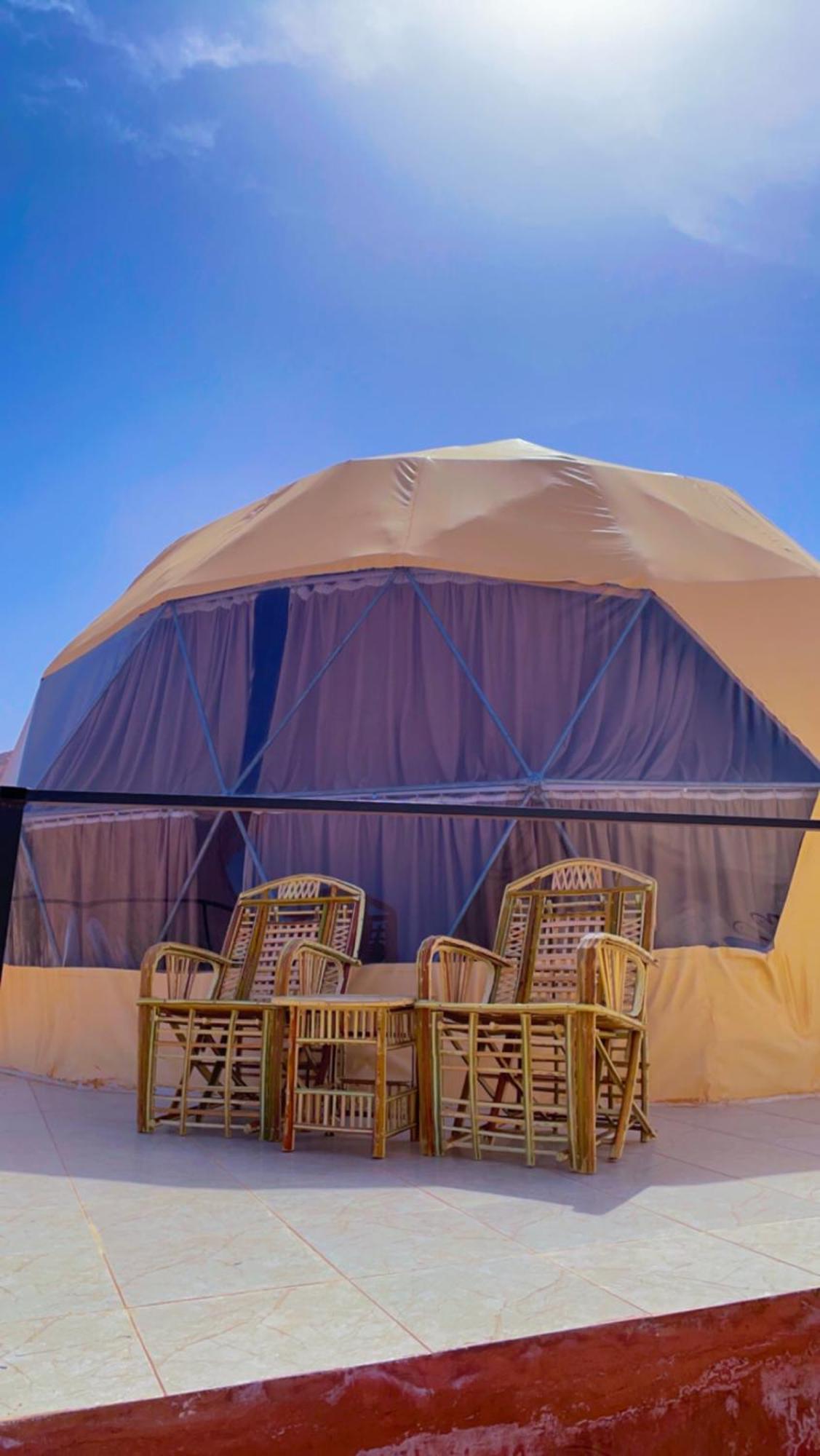 Adel Rum Camp Bubbles Wadi Rum Exterior foto