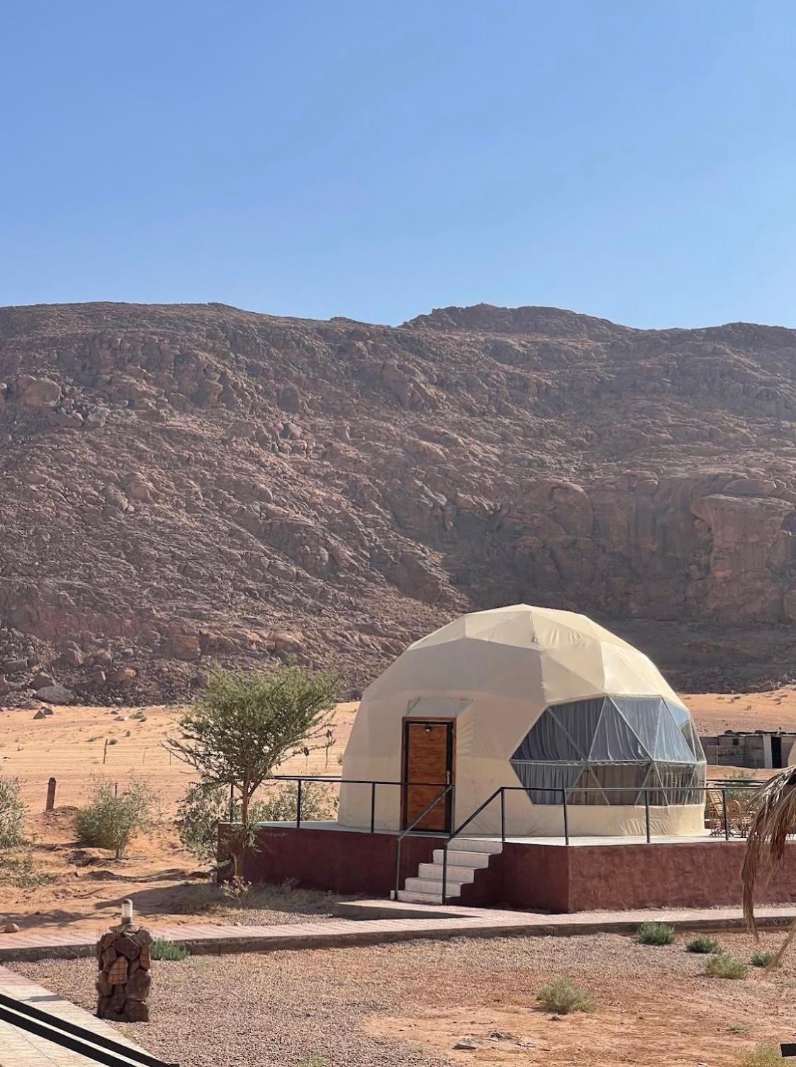 Adel Rum Camp Bubbles Wadi Rum Exterior foto